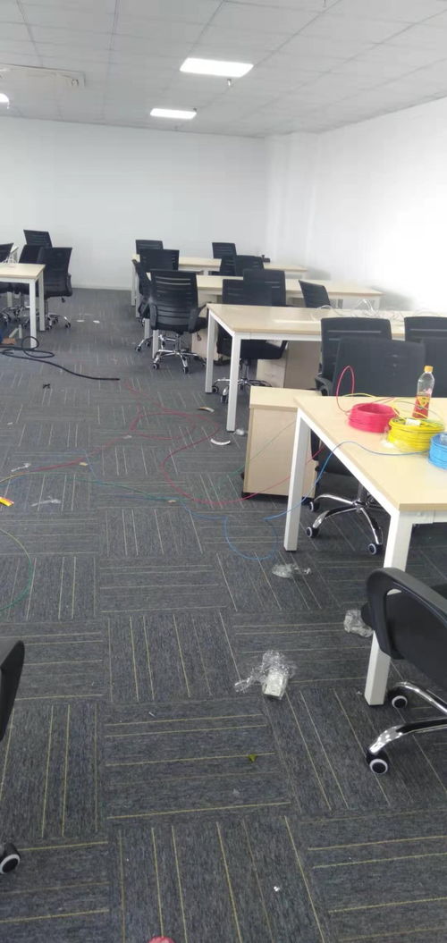 寶山區(qū)電路燈具維修服務(wù) 專修跳閘、短路、不通電及保險(xiǎn)絲燒焦等問(wèn)題，上海房屋維修承接總公司業(yè)務(wù)